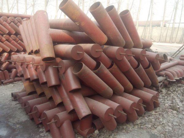 焊鐵彎頭式出水口農(nóng)田灌溉用 (2)